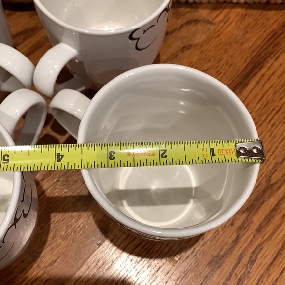 Disney set of 4 Mickey Mouse coffee cups - Picture 6 of 12